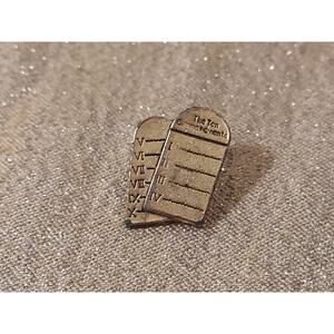 Vintage Ten Commandments Tablets Pinback Pin Brooch Badge Lapel Gold Tone